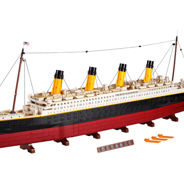 LEGO® Titanic 10294 | LEGO® Icons | Offizieller LEGO® Shop DE